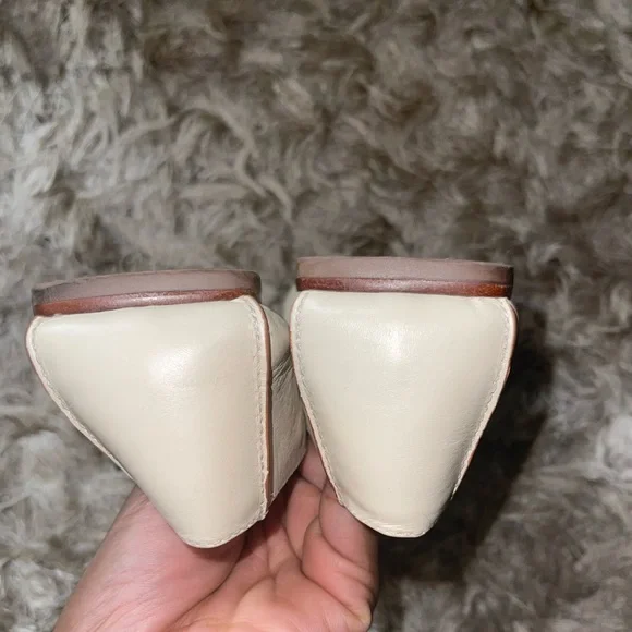 Two pairs of Tory Burch Ballet Flats. Dusted Pink and Cream. - Picture 8 of 10